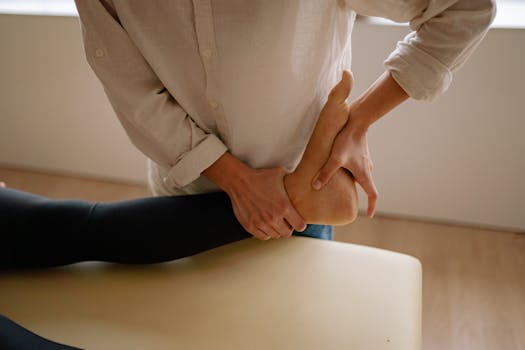 compression therapy muscle soreness evidence - How compression might influence recovery: plausible mechanisms