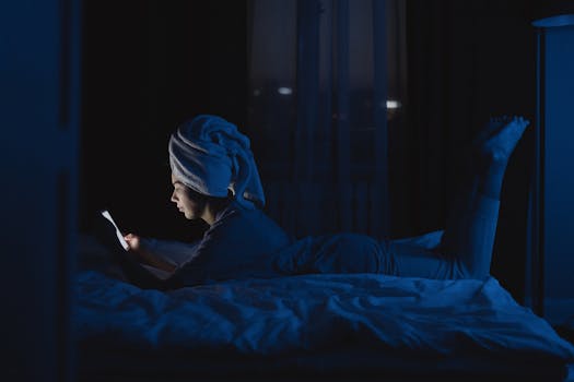 blue light at night melatonin suppression evidence - Blue light at night and melatonin: what the evidence actually shows