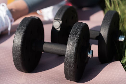 rep range for strength vs hypertrophy - Summary: the best rep range is the one that matches effort, volume, and recovery