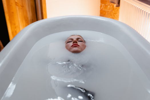 thermal stress safety cold heat contrast therapy - Common contraindications in practice: injuries, swelling, and inflammation timing