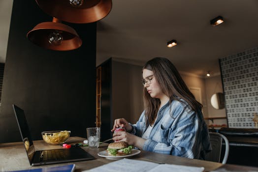 CGM during time-restricted eating second meal effect interpretation - Is the second meal response always a “good sign”?