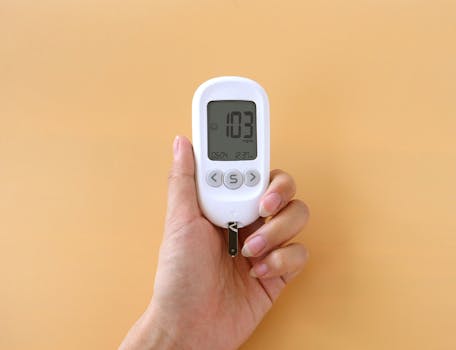 how to choose a CGM for glycemic control - Integration with your insulin plan, phone, and devices