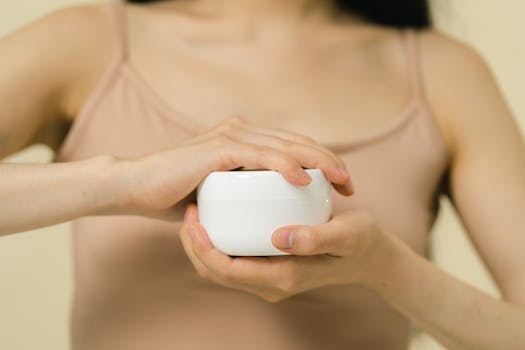 moisturizer barrier repair humectants vs occlusives - Examples of moisturizer ingredient roles you might notice